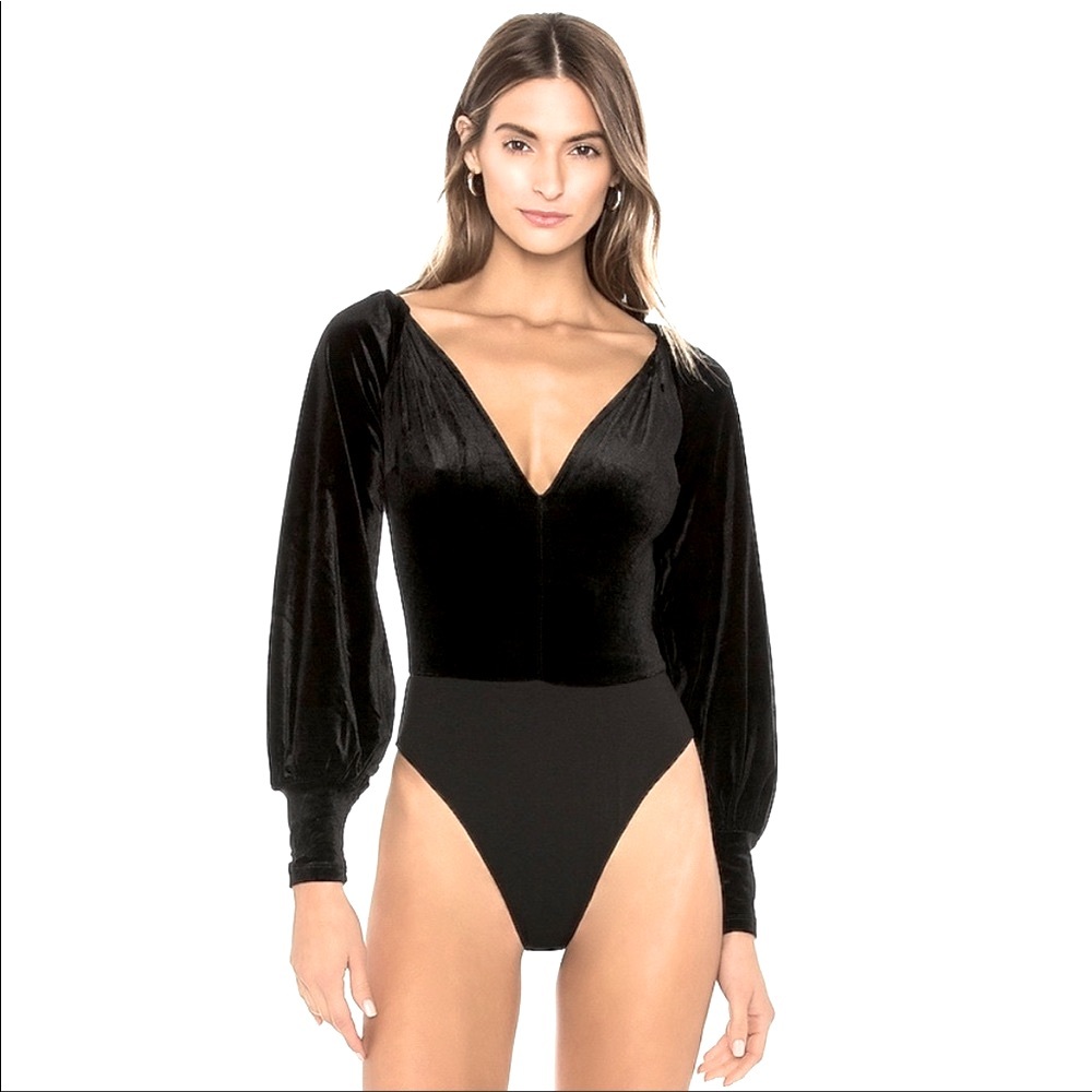 NWT BARDOT Bryony Balloon Sleeve Velvet V neck Black Bodysuit Size Small or 4/6